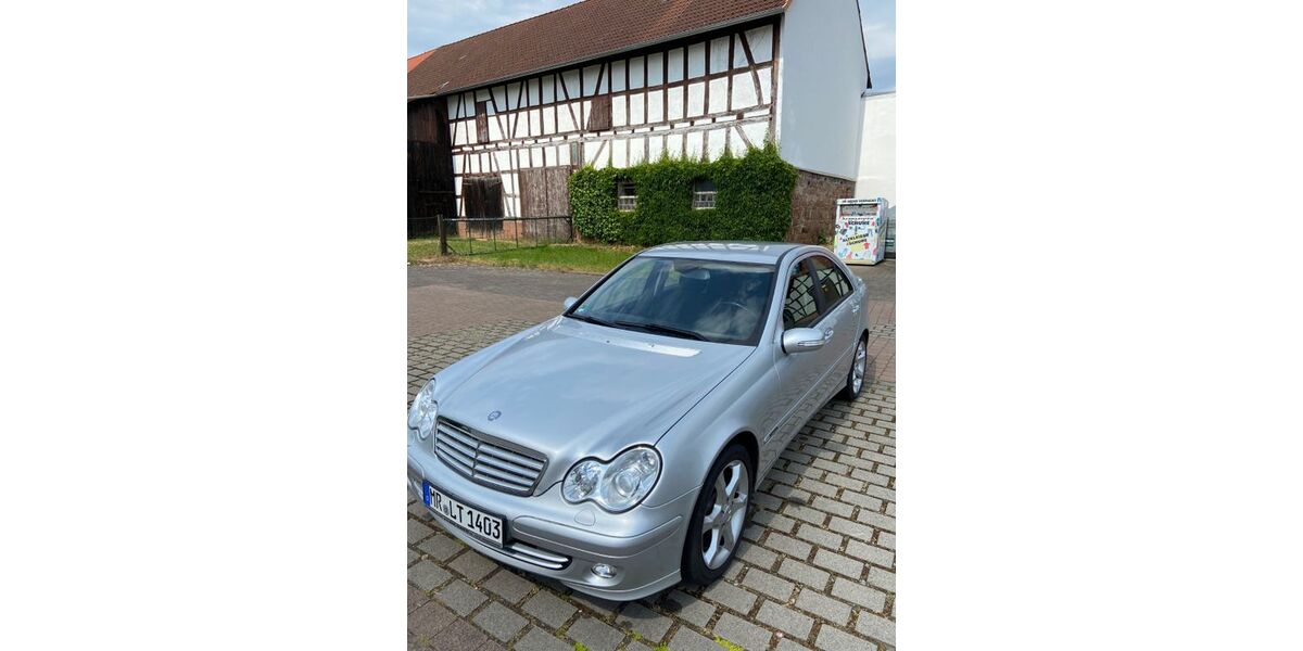 Mercedes-Benz C 180 247.000 km 2.250 &euro; Münchhausen 35118