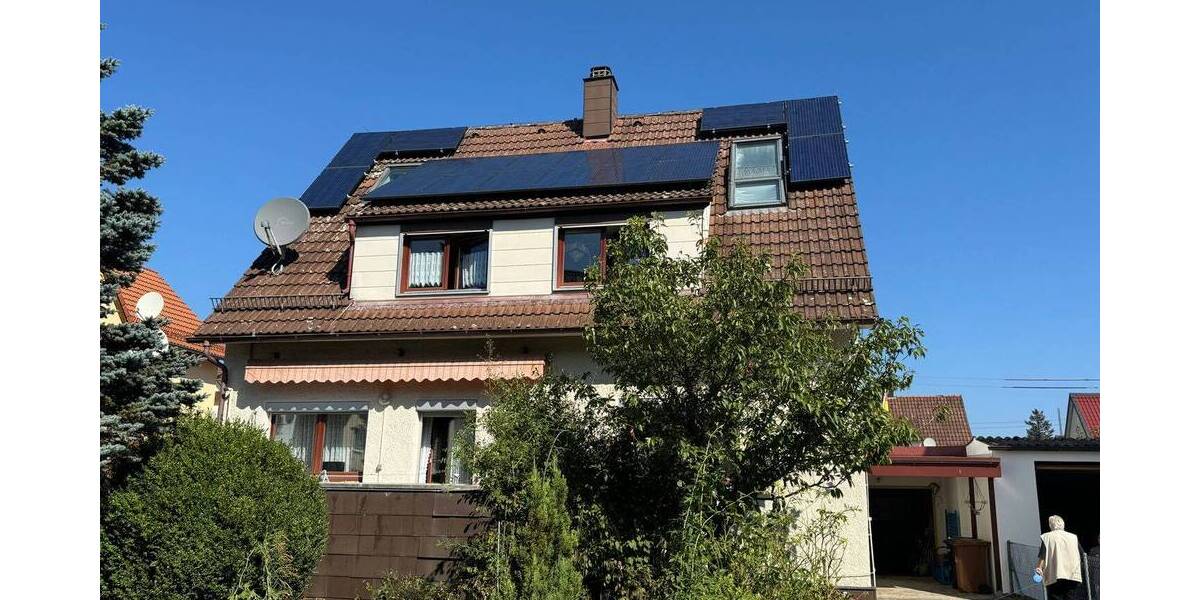 Genau die richtige Größe...... Einfamilienhaus mit Garage und Garten 6 zimmer