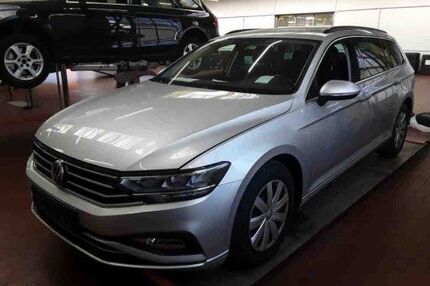 VW Passat Variant