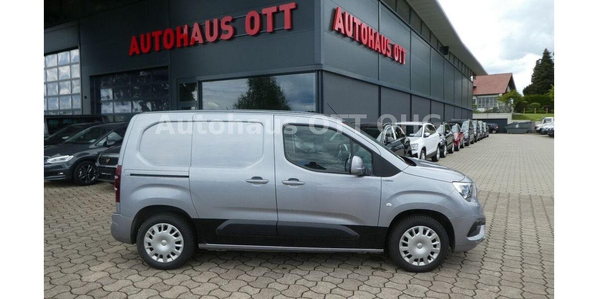 Opel Combo 90.872 km 14.999 &euro; Eberhardzell-Mühlhausen 88436