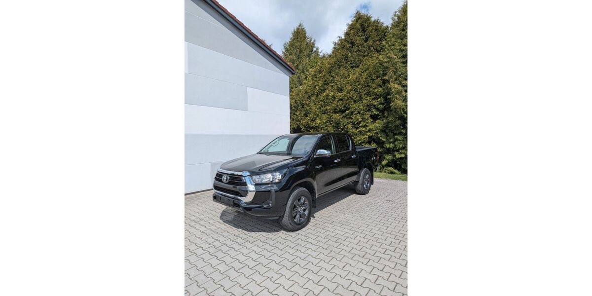 Toyota Hilux 29.112 km 45.500 &euro; Zwiesel 94227