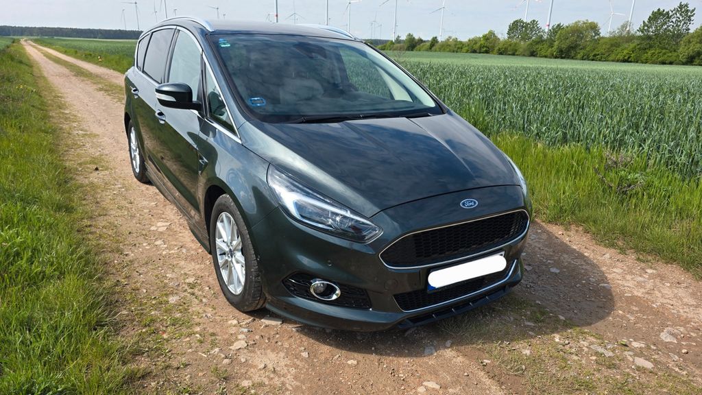 Ford S-Max 113.244 km 18.650 &euro; Bernau 16321