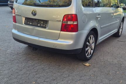 VW Touran 335.500 km 1.299 &euro; Braunschweig 38120