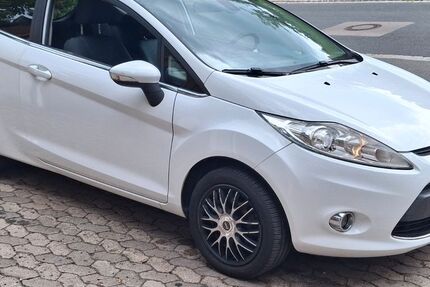 Ford Fiesta 169.853 km 2.690 &euro; Rednitzhembach 91126