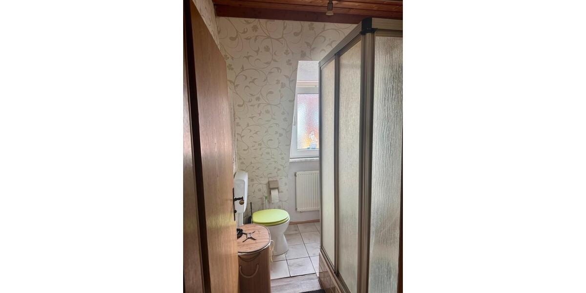 Doppelhaushälfte Bad Kissingen - 4 Zimmer, 100 m&sup2;, 280.000&euro; | Angebot:26587251