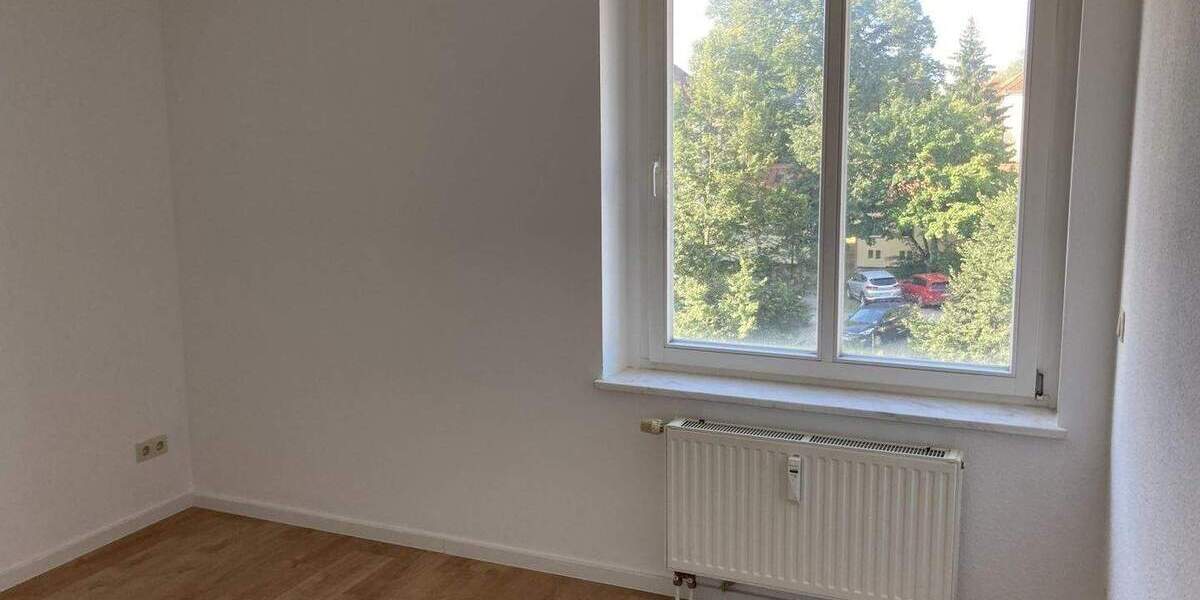 Etagenwohnung Zwickau Marienthal - 2 Zimmer, 41 m&sup2;, 42.000&euro; | Angebot:25747140