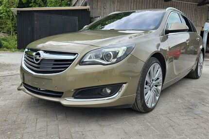 Opel Insignia 146.000 km 11.000 &euro; Paderborn 33102