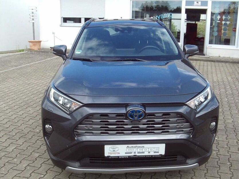RAV 4