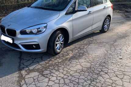 BMW 218 Active Tourer 80.700 km 12.700 &euro; Mülheim 45478