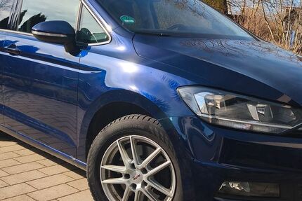 VW Touran 97.800 km 18.900 &euro; Biberach 88400