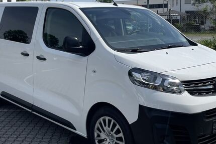 Opel Vivaro 94.000 km 18.780 &euro; Langen 63225