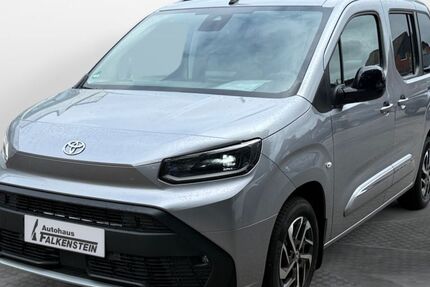 Toyota Proace City 9.700 km 26.490 &euro; Papenburg 26871