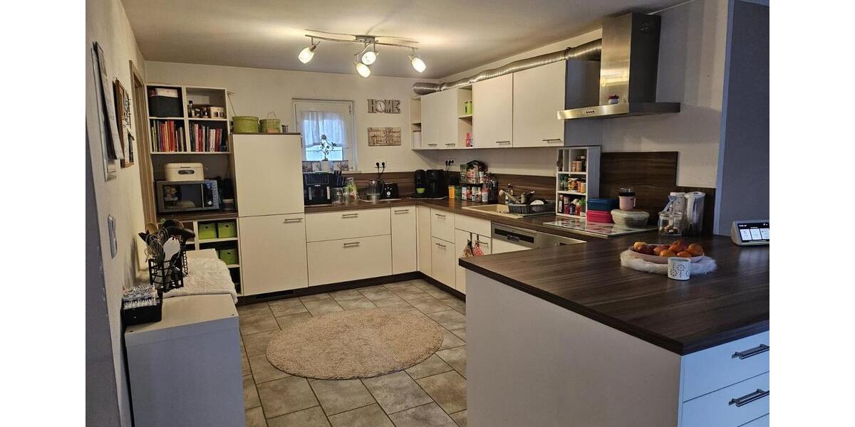 Mehrfamilienhaus, Wohnhaus Haiger - 10 Zimmer, 220 m&sup2;, 1.600&euro; | Angebot:25561238