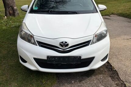 Toyota Yaris 168.000 km 2.750 &euro; Freystadt 92342