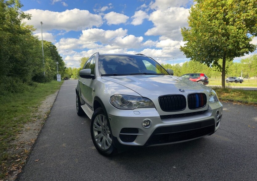 BMW X5 249.999 km 17.900 € Regensburg 93019