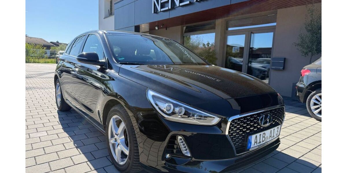 Hyundai i30 18.000 km 15.490 &euro; Rohrdorf-Thansau 83101