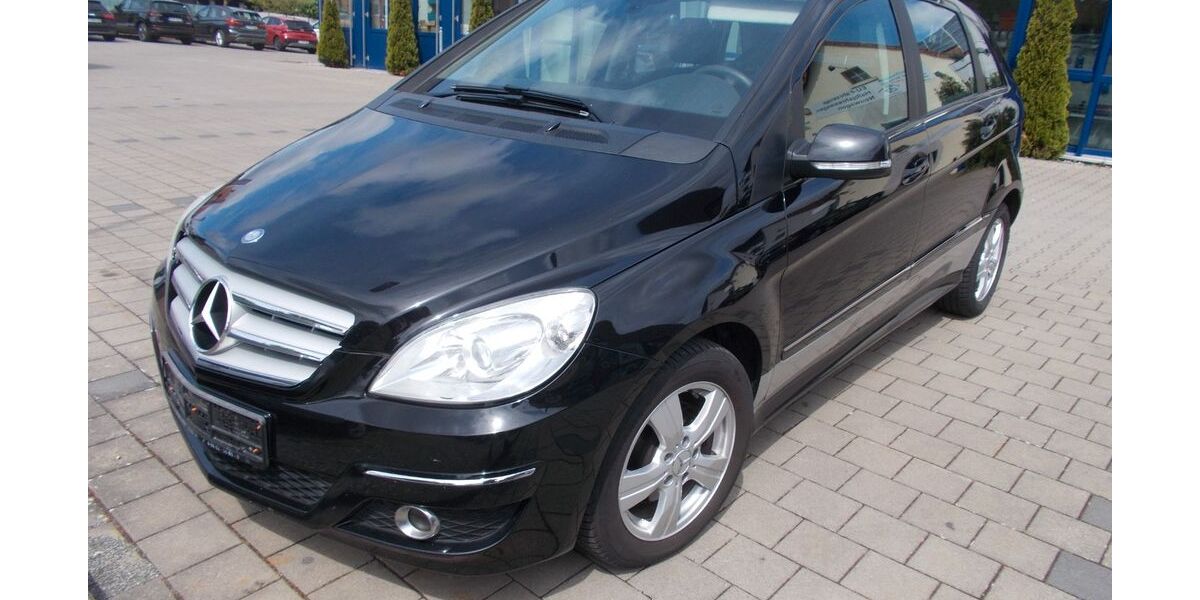 Mercedes-Benz B 180 149.214 km 4.990 &euro; Kitzingen 97318