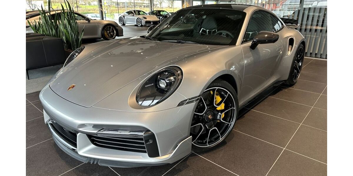 Porsche 992 8.900 km 275.911 &euro; Hilzingen 78247