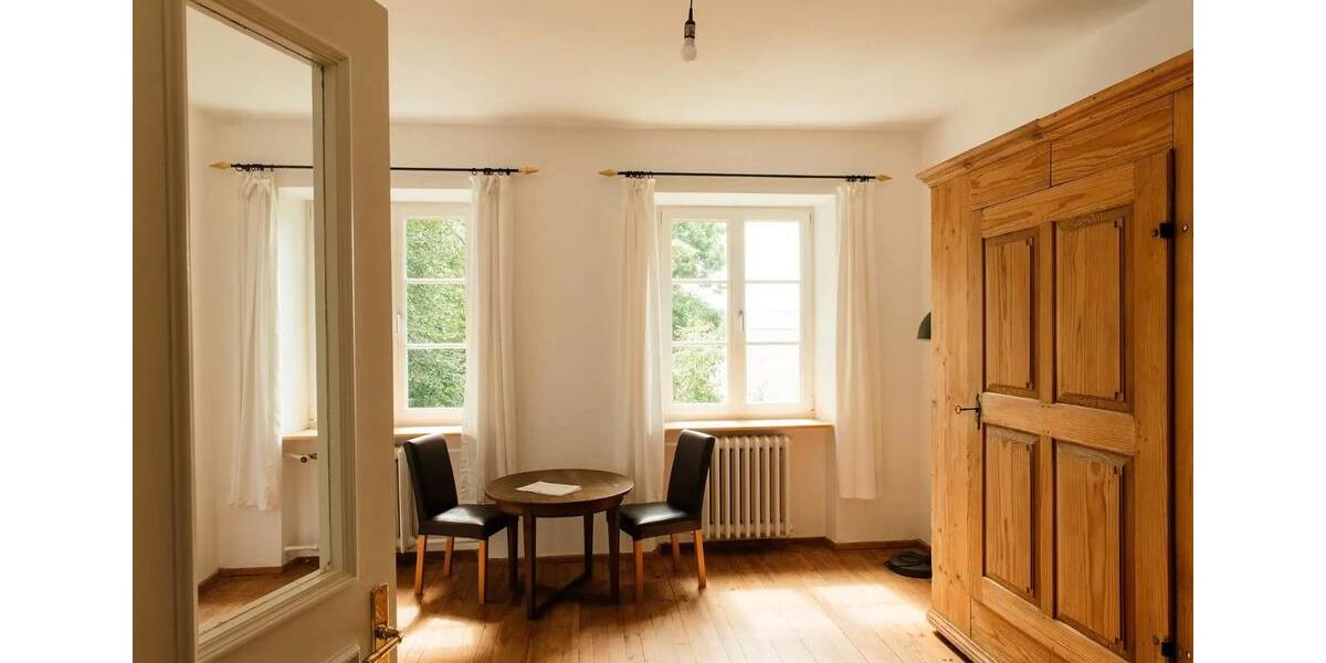 Villa Röfingen - 10 Zimmer, 336 m&sup2;, 998.000&euro; | Angebot:27072238