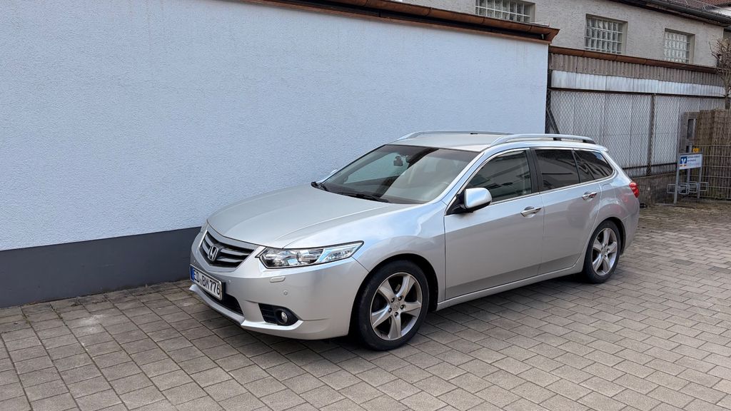 Honda Accord 195.000 km 7.600 &euro; Forstern 85659