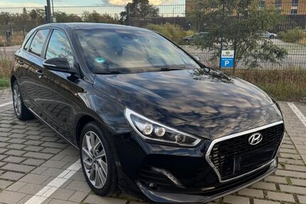 Hyundai i30 73.500 km 16.999 &euro; Darmstadt 64293