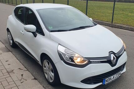 Renault Clio 101.500 km 5.500 &euro; Hardingen 49843