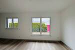 Bungalow Taucha - 3 Zimmer, 135 m&sup2;, 2.100&euro; | Angebot:25983068