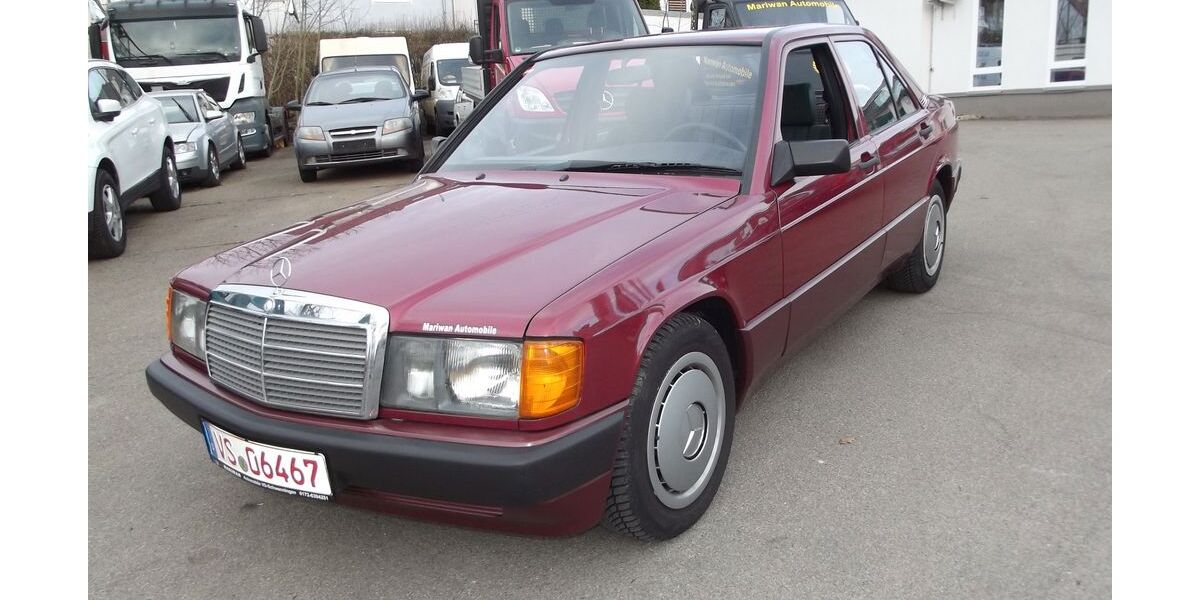 Mercedes-Benz 190 162.000 km 5.890 € Villingen-Schwenningen 78056