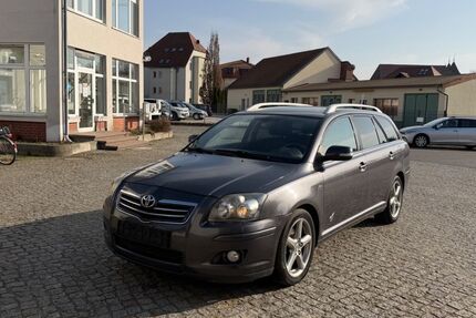 Toyota Avensis 380.100 km 2.000 &euro; Luckau 15926
