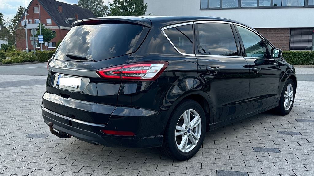 Ford S-Max 268.400 km 8.300 &euro; Gütersloh 33334