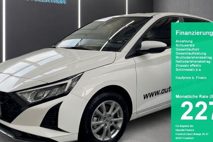 Hyundai i20 8.000 km 24.740 &euro; Bad Soden-Salmünster 63628