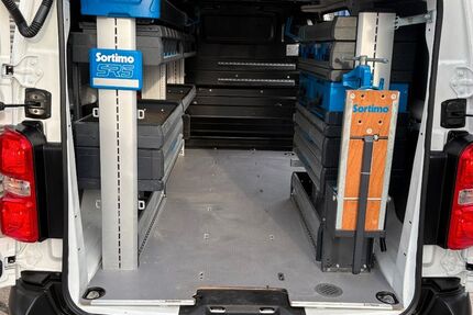 Opel Vivaro 71.598 km 19.400 &euro; Sindelfingen 71065