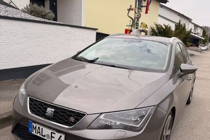 Seat Leon 100.311 km 14.500 &euro; Ergoldsbach 84061