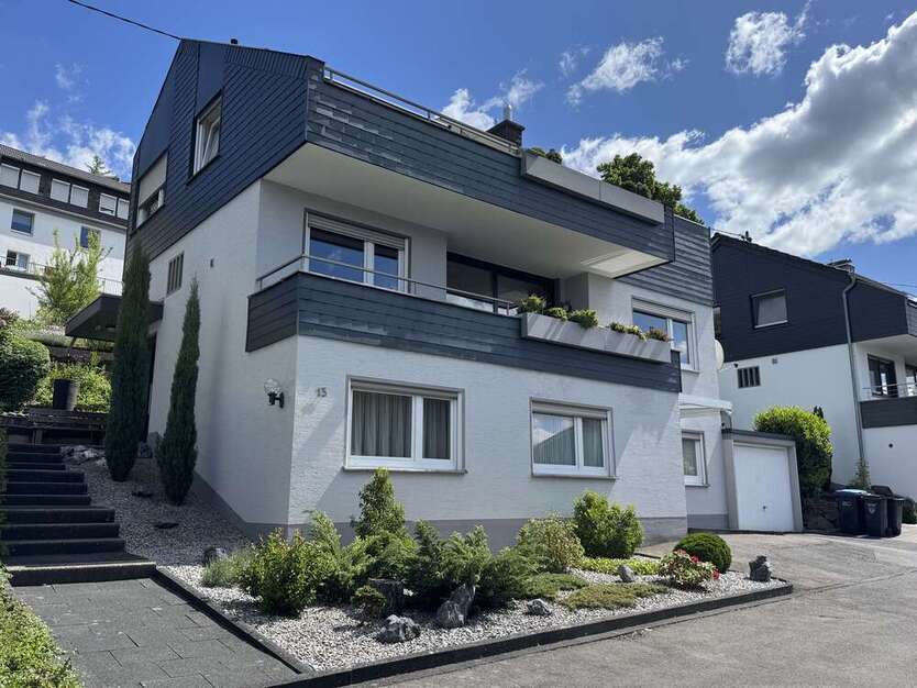 Haus zum Kaufen in Siegen 398.000 € 160.89 m²