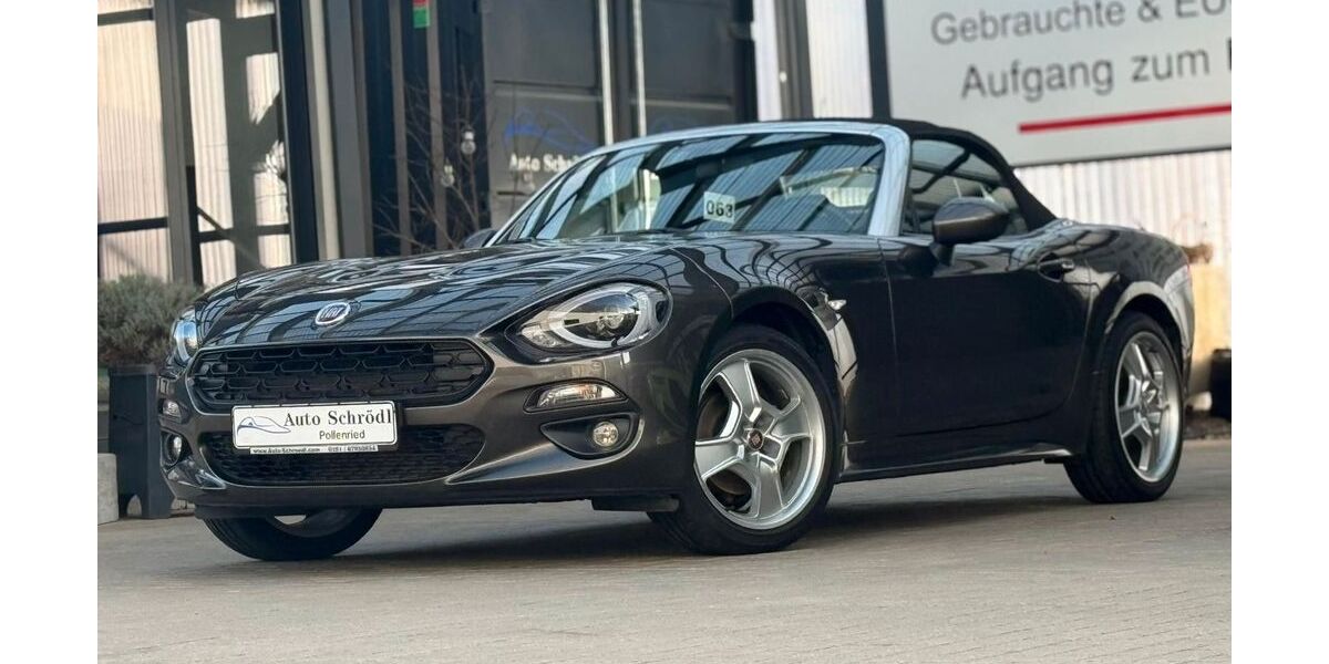 Fiat 124 Spider 28.800 km 17.980 &euro; Pollenried 93152