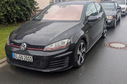 VW Golf 142.000 km 14.600 € Warburg 34414