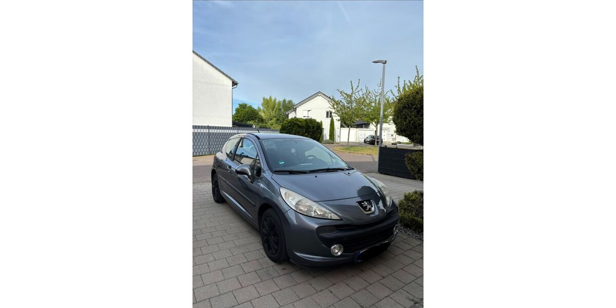 Peugeot 207 169.000 km 2.200 &euro; Ludwigshafen 67063