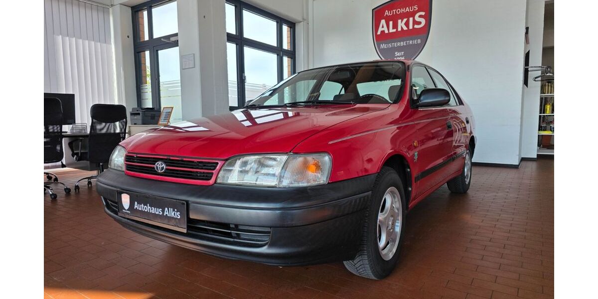 Toyota Carina 111.200 km 2.900 &euro; Bielefeld 33647