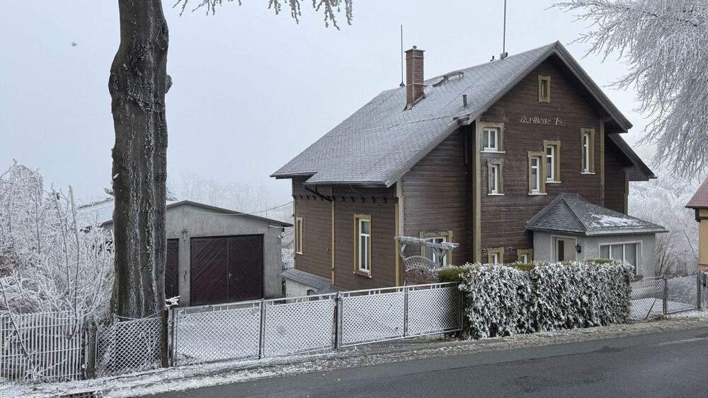 Einfamilienhaus Kurort Oybin - 6 Zimmer, 180 m&sup2;, 146.000&euro; | Angebot:24634489