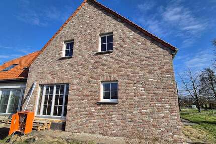 Haus Geldern - 5 Zimmer, 147 m&sup2;, 1.830&euro; | Angebot:25164446