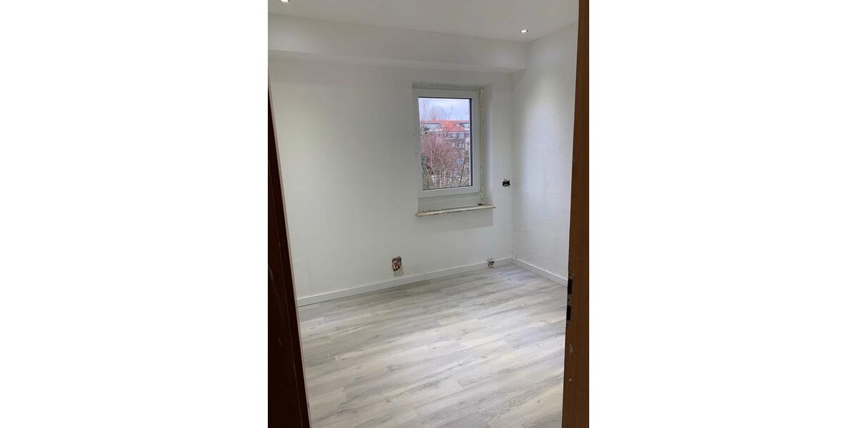 Reihenhaus Hannover Döhren-Wülfel - 5 Zimmer, 160 m&sup2;, 1.850&euro; | Angebot:26302718