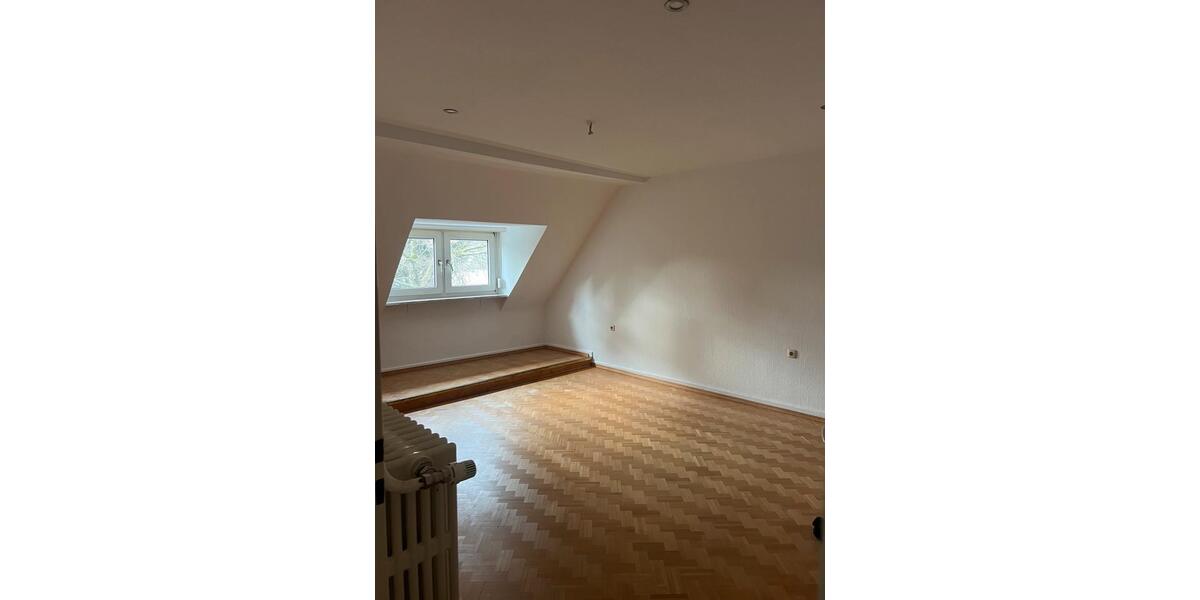 Dachgeschoßwohnung Ludwigshafen am Rhein Parkinsel - 2.5 Zimmer, 60 m&sup2;, 950&euro; | Angebot:24704884