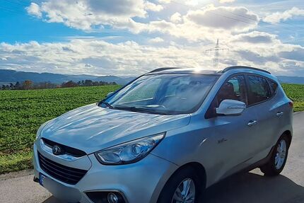 Hyundai ix35 100.100 km 8.900 &euro; Saalfeld 07318