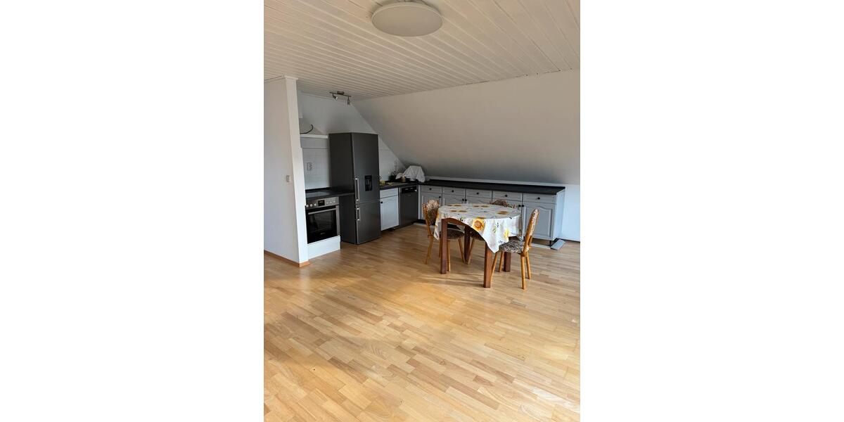 Dachgeschoßwohnung Fredersdorf-Vogelsdorf Vogelsdorf - 4 Zimmer, 77 m&sup2;, 1.200&euro; | Angebot:25397933