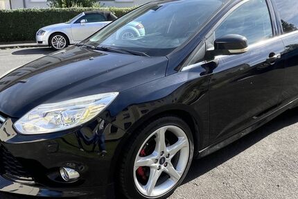Ford Focus 150.000 km 4.800 &euro; Kassel 34121