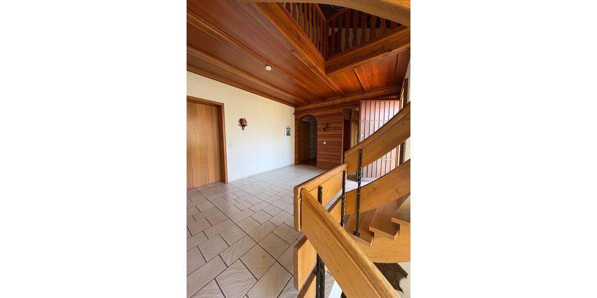 Einfamilienhaus Usingen - 21 Zimmer, 655 m&sup2;, 719.000&euro; | Angebot:26432016
