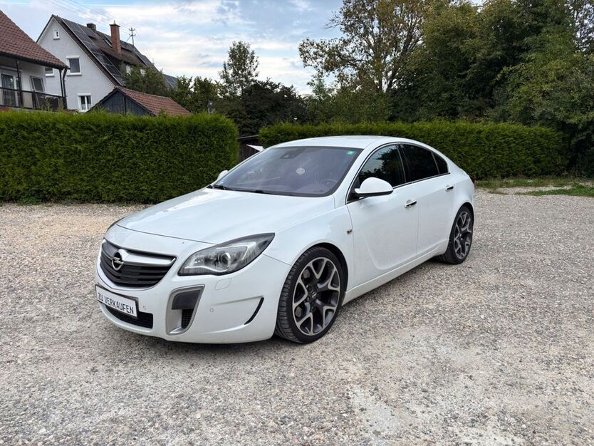 Opel Insignia 185.000 km 11.790 € Erbach 89155