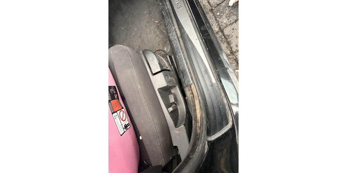 BMW 523i 213.435 km 1.800 &euro; Neumünster 24534