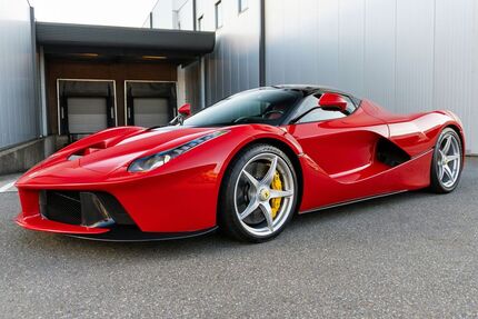Ferrari La 13.750 km 4.199.950 &euro; Woerden 