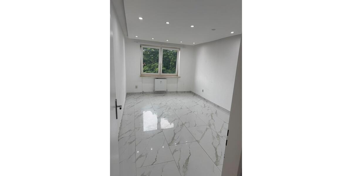 Etagenwohnung Garbsen - 3 Zimmer, 100 m&sup2;, 279.000&euro; | Angebot:27020582